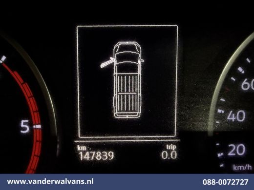 Volkswagen Crafter 2.0 TDI L3H3 L2H2 Euro6 Airco | Navigatie | Camera | 2500kg Trekhaak | Apple Carplay | Cruisecont... ActivLease financial lease