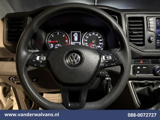 Volkswagen Crafter 2.0 TDI L3H3 L2H2 Euro6 Airco | Navigatie | Camera | 2500kg Trekhaak | Apple Carplay | Cruisecont... ActivLease financial lease