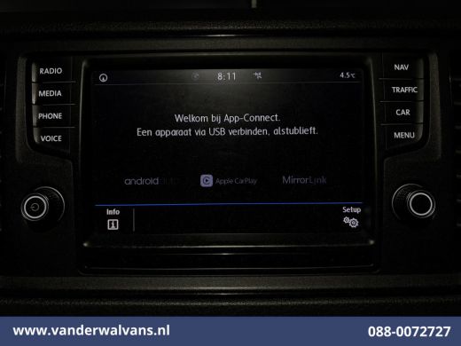 Volkswagen Crafter 2.0 TDI L3H3 L2H2 Euro6 Airco | Navigatie | Camera | 2500kg Trekhaak | Apple Carplay | Cruisecont... ActivLease financial lease