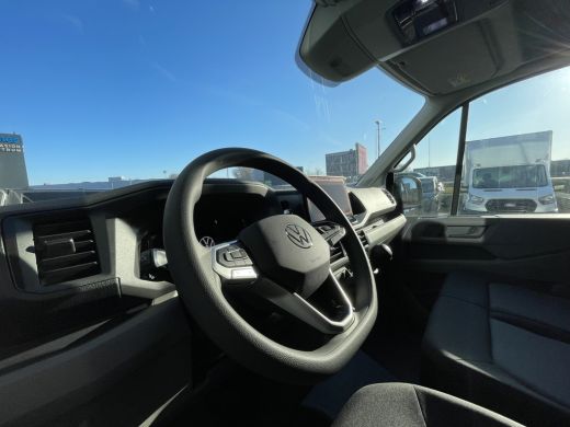 Volkswagen Crafter 30 2.0 TDI L3H2 Trendline 140pk Hand | Trekhaak met opstap | App connect ActivLease financial lease