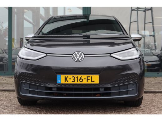 Volkswagen ID.3 First Plus 58 kWh 204PK | Achteruitrijcamera | Cruise control adaptief met Stop&Go | Keyless entry ActivLease financial lease