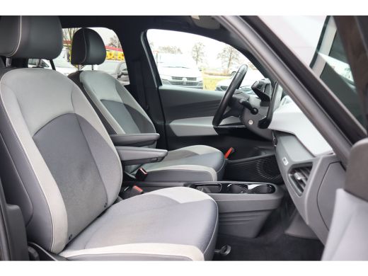 Volkswagen ID.3 First Plus 58 kWh 204PK | Achteruitrijcamera | Cruise control adaptief met Stop&Go | Keyless entry ActivLease financial lease
