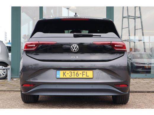 Volkswagen ID.3 First Plus 58 kWh 204PK | Achteruitrijcamera | Cruise control adaptief met Stop&Go | Keyless entry ActivLease financial lease