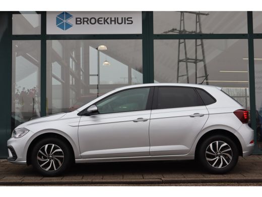Volkswagen Polo Life Edition | 'App-Connect' smartphone integratie | Airconditioning automatisch (Climatronic), 2... ActivLease financial lease