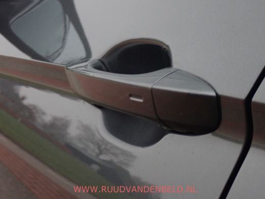 Volkswagen Tiguan 1.5 TSI ACT R-LINE CARPLAY / ACC / VIRTUAL-DISPLAY / KEYLESS ActivLease financial lease