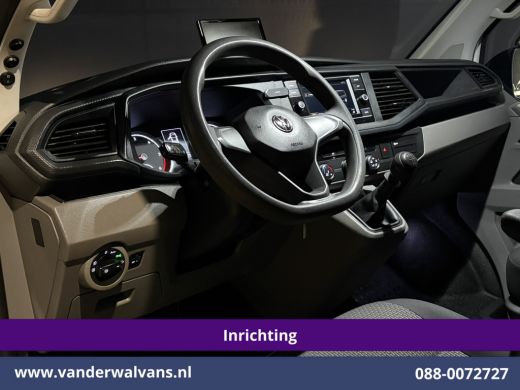 Volkswagen Transporter 2.0 TDI L2H1 Inrichting Euro6 Airco | Omvormer | Camera | Apple Carplay | Trekhaak Android Auto, ... ActivLease financial lease