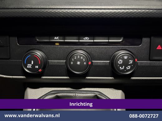 Volkswagen Transporter 2.0 TDI L2H1 Inrichting Euro6 Airco | Omvormer | Camera | Apple Carplay | Trekhaak Android Auto, ... ActivLease financial lease