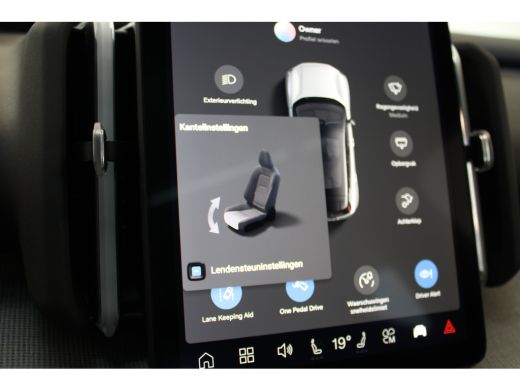 Volvo  EX30 Twin Motor Performance 428PK Ultra | Panoramadak | 360 graden | Park Assist Pilot | Elek stoelen ... ActivLease financial lease