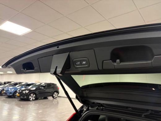 Volvo  XC60 T8 AWD Recharge Ultra Black Edition | Bowers & Wilkins | Luchtvering | Trekhaak | 360&deg; Camera | 4... ActivLease financial lease