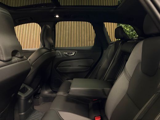 Volvo  XC60 T8 AWD Recharge Ultra Black Edition | Bowers & Wilkins | Luchtvering | Trekhaak | 360&deg; Camera | 4... ActivLease financial lease