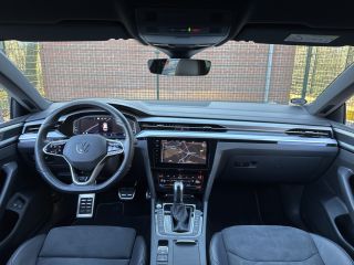 Volkswagen Arteon eHYBRID 218PK DSG R-LINE BUSINESS+ TREKHAAK/360CAMERA/IQ-LIGHT