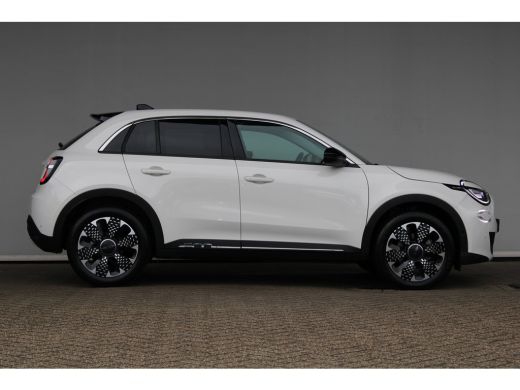 Fiat 600 1.2 Hybrid La Prima Lederen bekleding | Stoelverwarming | Camera | Navigatie | Adaptieve cruise c... ActivLease financial lease