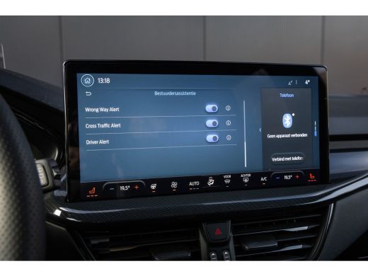 Ford Focus 1.0 125 EcoBoost Hybrid ST-Line Automaat | Adaptieve cruise | Head-up display | Trekhaak | Dodeho... ActivLease financial lease