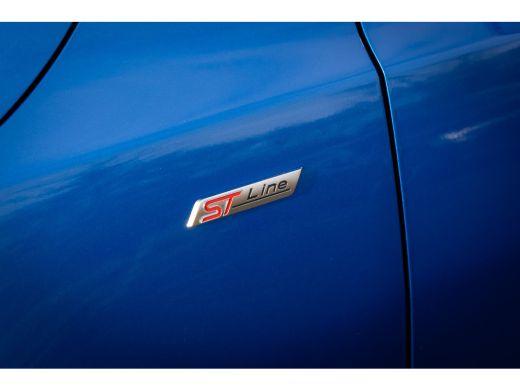 Ford Focus 1.0 155pk Hybrid ST Line Automaat | Panoramadak | Winter-pack | Privacy-glass | LED Verlichting |... ActivLease financial lease