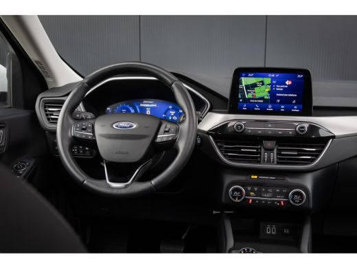 Ford Kuga 2.5 PHEV Titanium | 100% dealer o.h. | Panoramadak | Adaptieve cruise | Trekhaak | Dodehoek detec... ActivLease financial lease