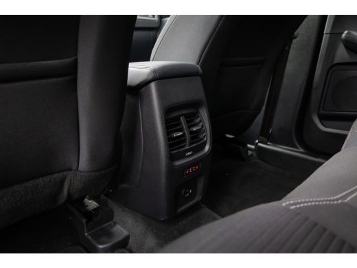 Ford Kuga 2.5 PHEV Titanium | 100% dealer o.h. | Panoramadak | Adaptieve cruise | Trekhaak | Dodehoek detec... ActivLease financial lease