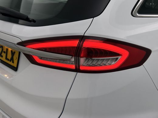 Ford Mondeo Wagon 2.0 Hybrid Titanium Automaat / Pdc.V+A / Navigatie / Radio-multimedia /  Airco-ecc. / Apk 1... ActivLease financial lease