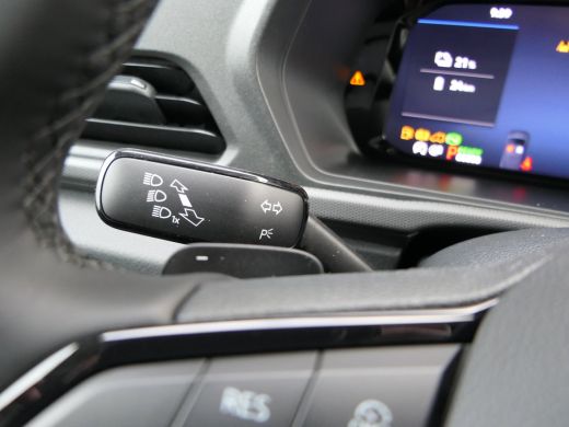 Ford Transit Connect 1.5 EcoBoost PHEV L2 Trend | FL 0,99%  | Comfort Winter Pack | All-Seasonbanden | Trekhaak | CarP... ActivLease financial lease