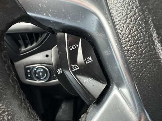 Ford Transit Connect 1.5 TDCI 100 PK / L1H1 / SORTIMO INRICHTING / CRUISE CONTROL / AIRCO ActivLease financial lease