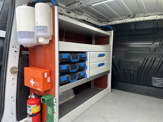 Ford Transit Connect 1.5 TDCI 100 PK / L1H1 / SORTIMO INRICHTING / CRUISE CONTROL / AIRCO ActivLease financial lease