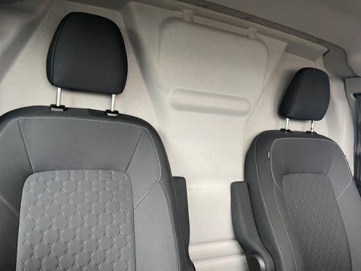 Ford Transit Custom 320 2.0 TDCI L2H1 Limited | Trekhaak | Camera | Stoelverwarming | Keyless ActivLease financial lease