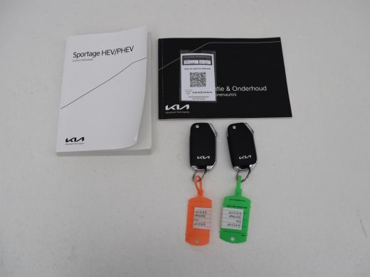 Kia Sportage 1.6 T-GDi Hybrid DynamicLine | Trekhaak | Adaptive cruise | Camera | Carplay | Navigatie | Digita... ActivLease financial lease