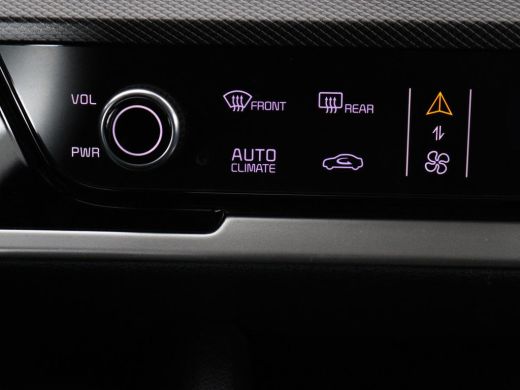 Kia Sportage 1.6 T-GDi Hybrid DynamicLine | Trekhaak | Adaptive cruise | Camera | Carplay | Navigatie | Digita... ActivLease financial lease