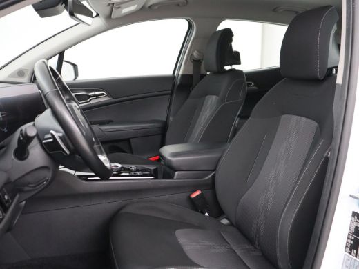 Kia Sportage 1.6 T-GDi Hybrid DynamicLine | Trekhaak | Adaptive cruise | Camera | Carplay | Navigatie | Digita... ActivLease financial lease