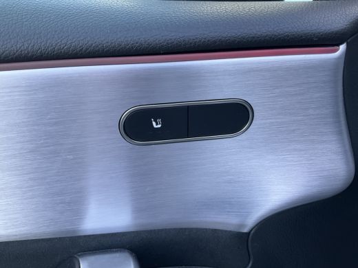 Mercedes-Benz A-Klasse 180 Aut7 Solution AMG Carplay Navi/Cam Stoelverw. Business ActivLease financial lease