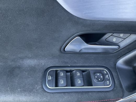 Mercedes-Benz A-Klasse 180 Aut7 Solution AMG Carplay Navi/Cam Stoelverw. Business ActivLease financial lease