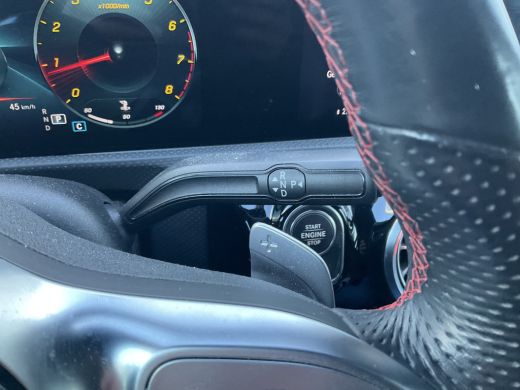 Mercedes-Benz A-Klasse 180 Aut7 Solution AMG Carplay Navi/Cam Stoelverw. Business ActivLease financial lease