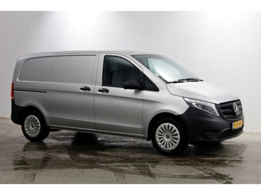 Mercedes-Benz Vito 114 CDI 136pk Compact 9G Automaat 2x Schuifdeur/LED/Camera/Inrichting 11-2022 ActivLease financial lease