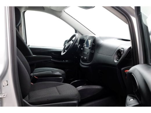 Mercedes-Benz Vito 114 CDI 136pk Compact 9G Automaat 2x Schuifdeur/LED/Camera/Inrichting 11-2022 ActivLease financial lease