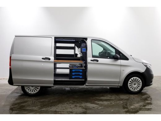 Mercedes-Benz Vito 114 CDI 136pk Compact 9G Automaat 2x Schuifdeur/LED/Camera/Inrichting 11-2022 ActivLease financial lease