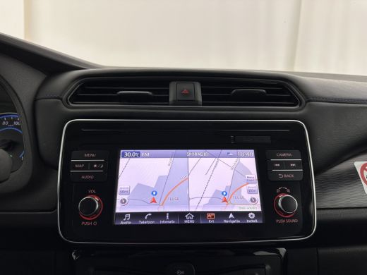 Nissan Leaf Acenta 40 kWh (INCL-BTW) Aut. *HEATPUMP | ADAPTIVE-CRUISE | KEYLESS | TOPVIEW | NAVI-FULLMAP | BL... ActivLease financial lease