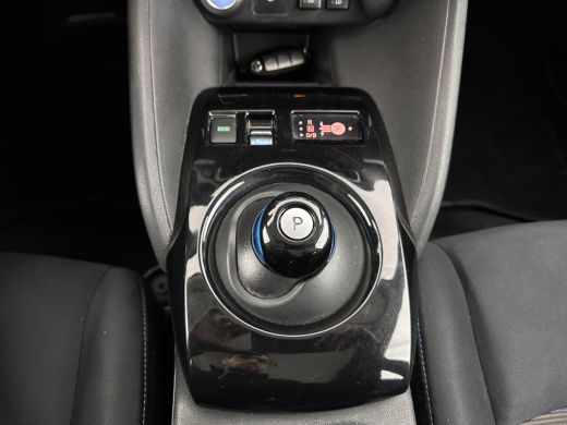 Nissan Leaf Acenta 40 kWh (INCL-BTW) Aut. *HEATPUMP | ADAPTIVE-CRUISE | KEYLESS | TOPVIEW | NAVI-FULLMAP | BL... ActivLease financial lease