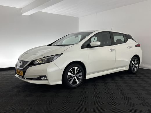 Nissan Leaf Acenta 40 kWh (INCL-BTW) Aut. *HEATPUMP | ADAPTIVE-CRUISE | KEYLESS | TOPVIEW | NAVI-FULLMAP | BL... ActivLease financial lease