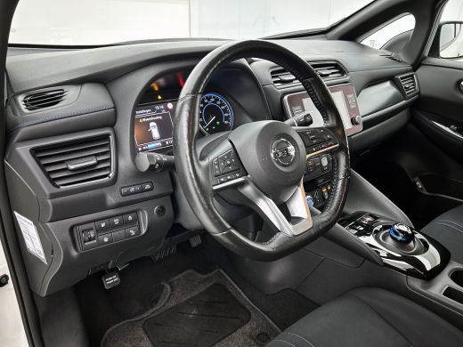 Nissan Leaf Electric+ 160kW / 62kWh SOH 94% / Pdc.+Camera /Navigatie / Airco-ecc./ Stoelverwarming / Apk 09-2026 ActivLease financial lease