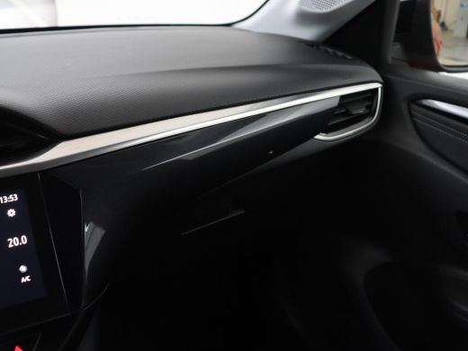 Opel Corsa-e Elegance 50 kWh | SOH 90% | 3 Fase | Stoelverwarming | Camera | Matrix LED | Carplay | Keyless | ... ActivLease financial lease