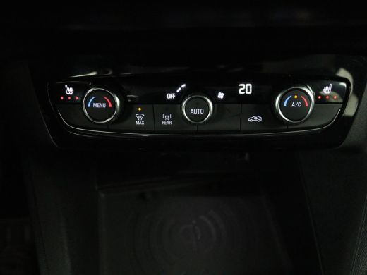 Opel Corsa-e Elegance 50 kWh | SOH 90% | 3 Fase | Stoelverwarming | Camera | Matrix LED | Carplay | Keyless | ... ActivLease financial lease