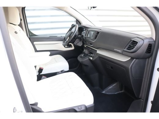 Opel Vivaro 2.0D 180PK L3H1 RE-VOLVE AUTOMAAT / NAVI / LEDER / FULL-LED / 17" LMV / CAMERA / KEYLESS / IRMSCH... ActivLease financial lease