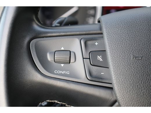 Opel Vivaro 2.0D 180PK L3H1 RE-VOLVE AUTOMAAT / NAVI / LEDER / FULL-LED / 17" LMV / CAMERA / KEYLESS / IRMSCH... ActivLease financial lease