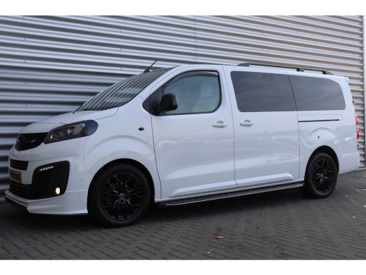 Opel Vivaro 2.0D 180PK L3H1 RE-VOLVE AUTOMAAT / NAVI / LEDER / FULL-LED / 17" LMV / CAMERA / KEYLESS / IRMSCH... ActivLease financial lease
