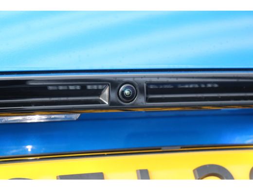 Peugeot 2008 1.2 HYBRID 136PK GT PACK AUTOMAAT / NAVI / LEDER / CLIMA / LED / PDC / 17" LMV / KEYLESS / CAMERA... ActivLease financial lease