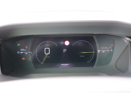 Peugeot 2008 1.2 HYBRID 136PK GT PACK AUTOMAAT / NAVI / LEDER / CLIMA / LED / PDC / 17" LMV / KEYLESS / CAMERA... ActivLease financial lease