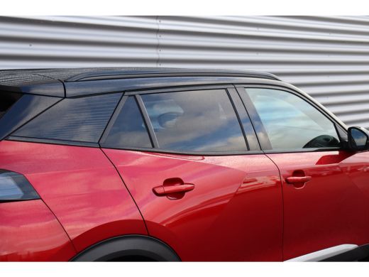 Peugeot 2008 1.2 PURETECH 130PK GT PACK AUTOMAAT / NAVI / LEDER / CLIMA / PDC / 17" LMV / CAMERA / PARELMOER /... ActivLease financial lease