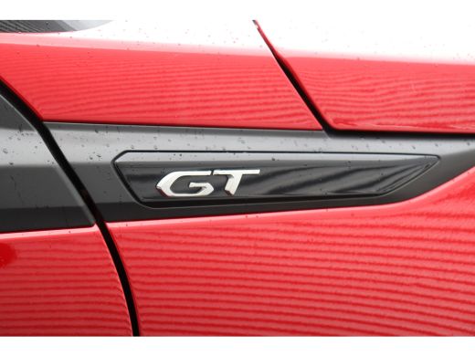 Peugeot 2008 1.2 PURETECH 130PK GT PACK AUTOMAAT / NAVI / LEDER / CLIMA / PDC / 17" LMV / CAMERA / PARELMOER /... ActivLease financial lease