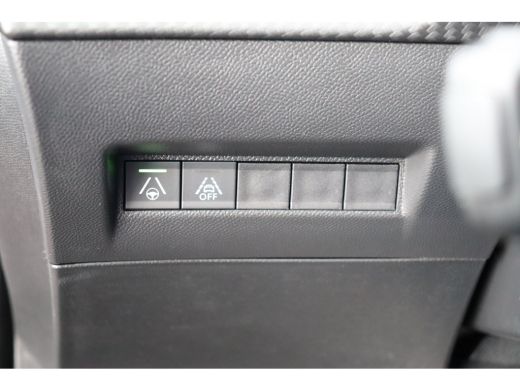 Peugeot 2008 1.2 PURETECH 130PK GT PACK AUTOMAAT / NAVI / LEDER / CLIMA / PDC / 17" LMV / CAMERA / PARELMOER /... ActivLease financial lease