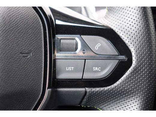 Peugeot 2008 1.2 PURETECH 130PK GT PACK AUTOMAAT / NAVI / LEDER / CLIMA / PDC / 17" LMV / CAMERA / PARELMOER /... ActivLease financial lease