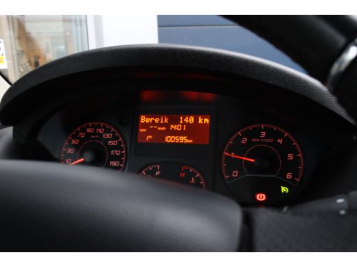 Peugeot Boxer 435 2.2 BlueHDi 165 L4H2 Zwaar Pro | Buitenspiegels elektrisch inklapbaar | Cruise control | DAB ... ActivLease financial lease